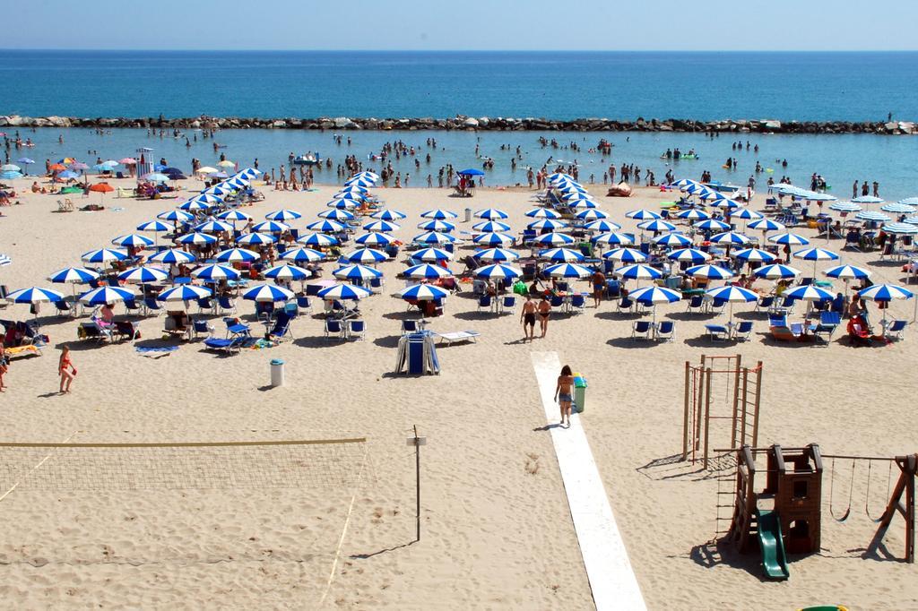 Tourist Residence San Benedetto del Tronto Room photo