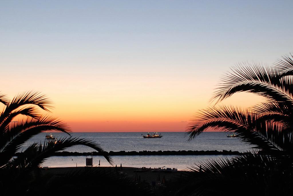 Tourist Residence San Benedetto del Tronto Exterior photo